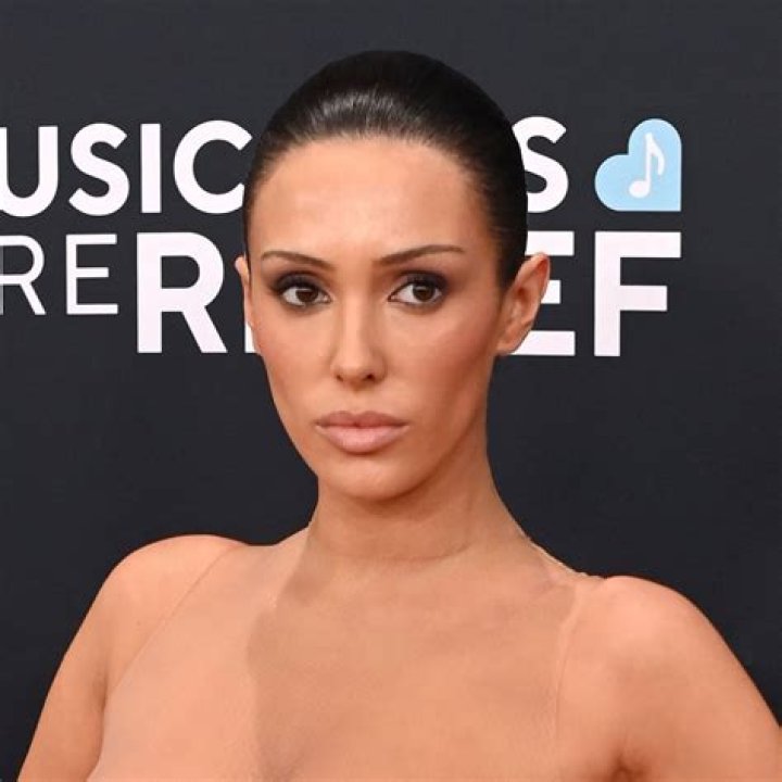 Bianca Censori Breast Implant: A Comprehensive Guide