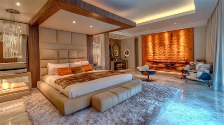 Michael Rubin's House: A Peek Into the Luxury Life of an E-Commerce Mogul